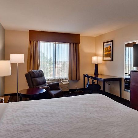 Best Western Plus Gateway Inn & Suites - Аврора Экстерьер фото