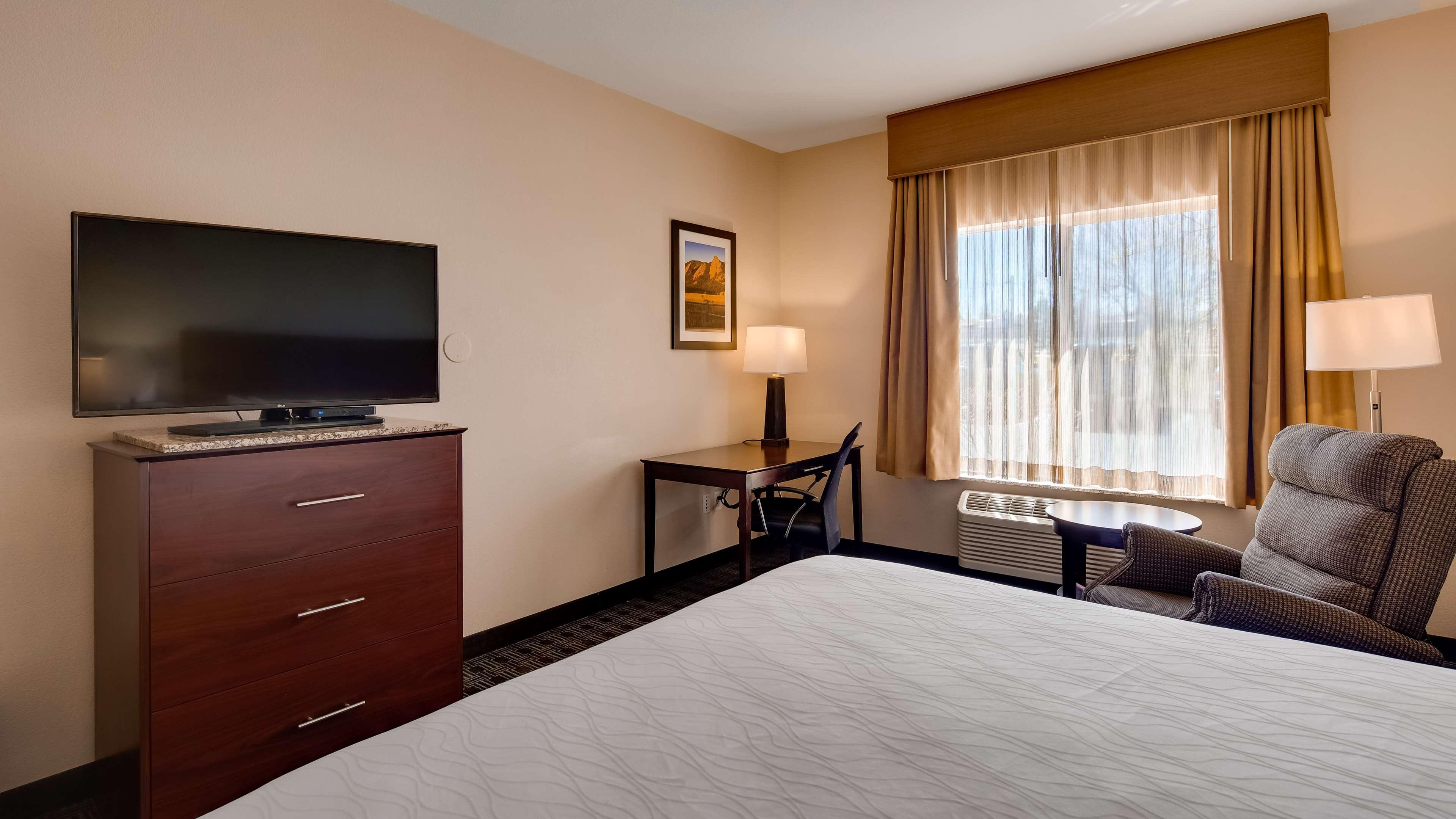Best Western Plus Gateway Inn & Suites - Аврора Экстерьер фото