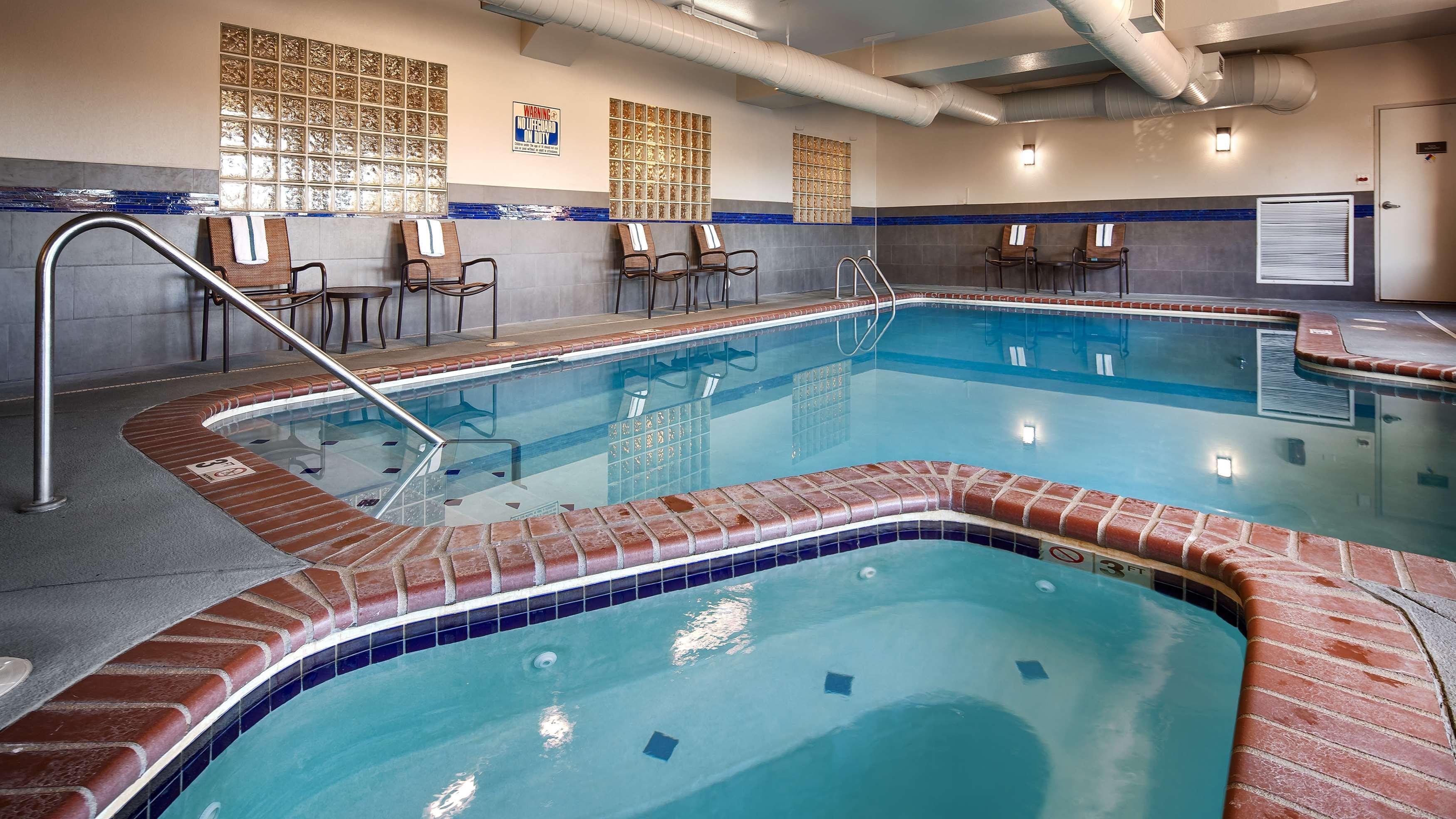 Best Western Plus Gateway Inn & Suites - Аврора Экстерьер фото