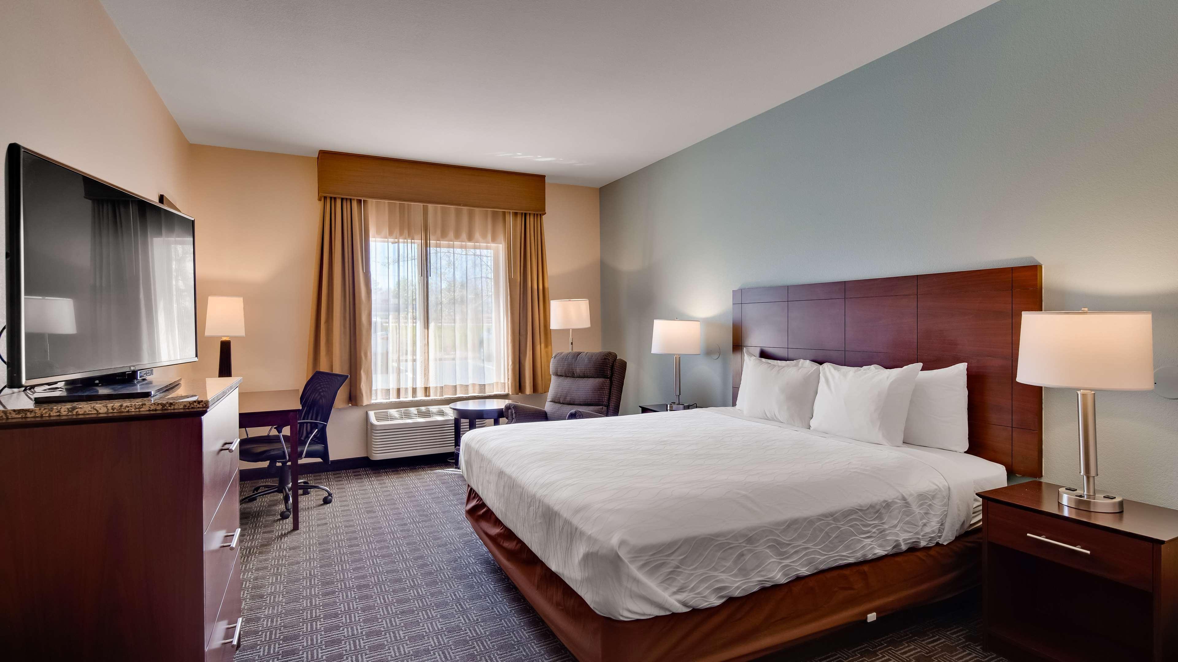 Best Western Plus Gateway Inn & Suites - Аврора Экстерьер фото
