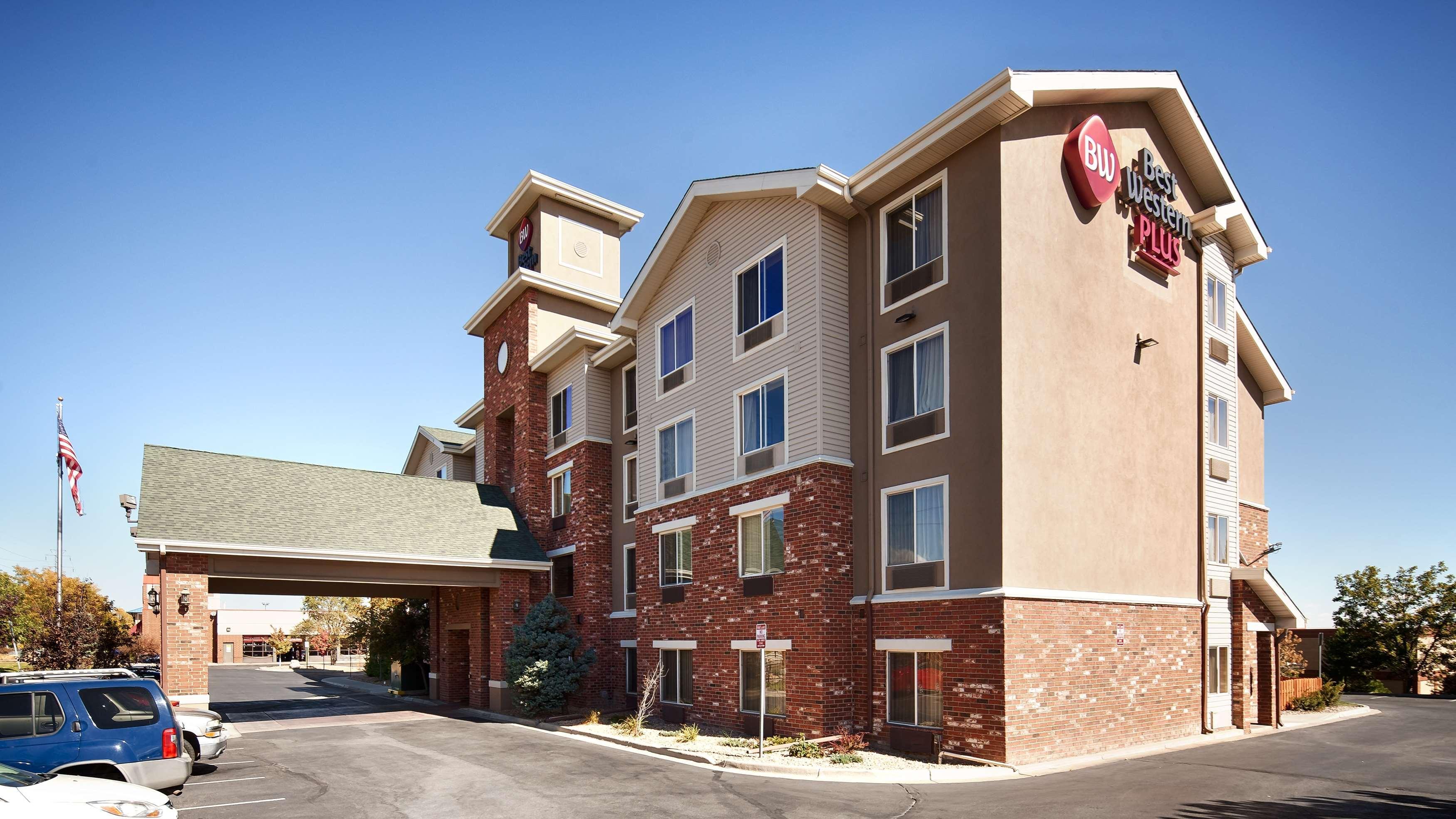 Best Western Plus Gateway Inn & Suites - Аврора Экстерьер фото