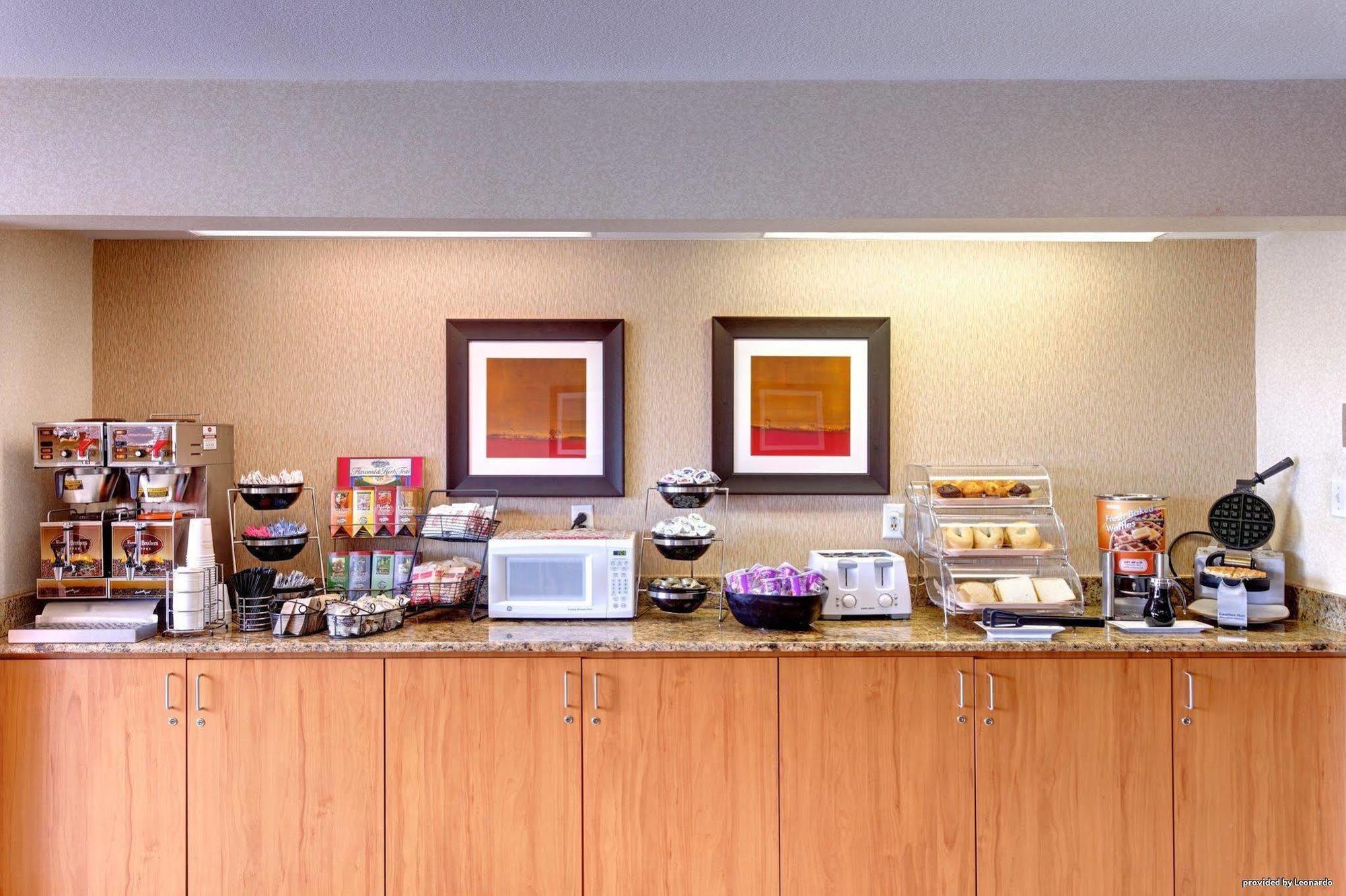 Best Western Plus Gateway Inn & Suites - Аврора Экстерьер фото